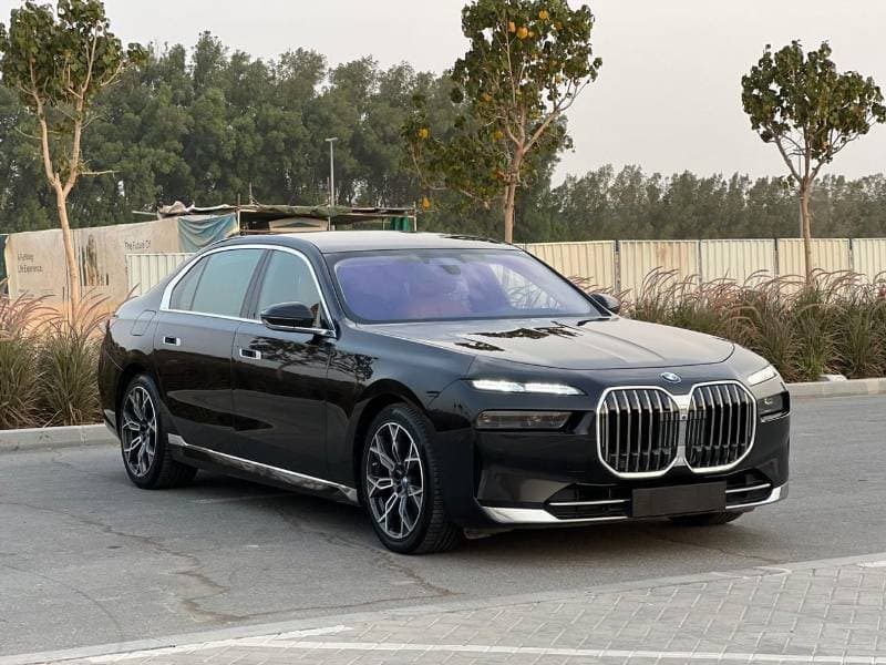 2025 BMW 735i MASTERCLASS PURE EXCELLENCE thumbnail 3
