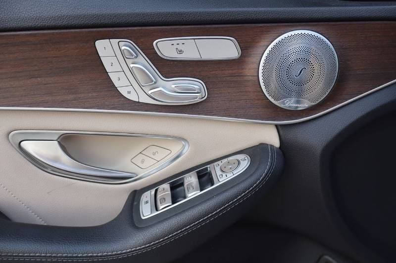 2020 Mercedes Benz C300 STANDARD thumbnail 6
