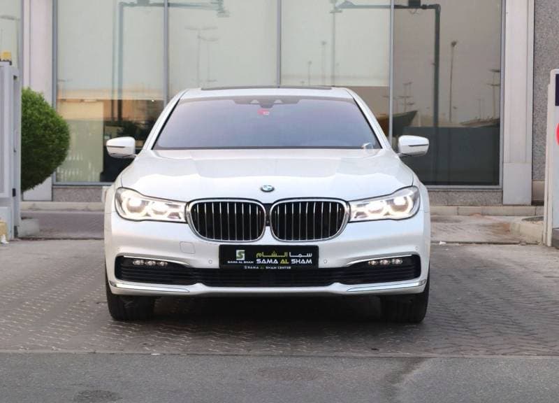 2019 BMW 730Li LUXURY thumbnail 2