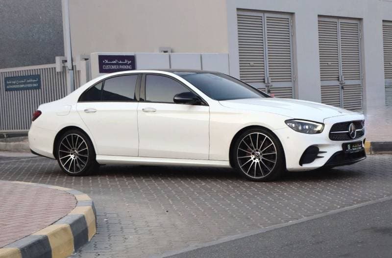 2021 Mercedes Benz E300 AMG thumbnail 3