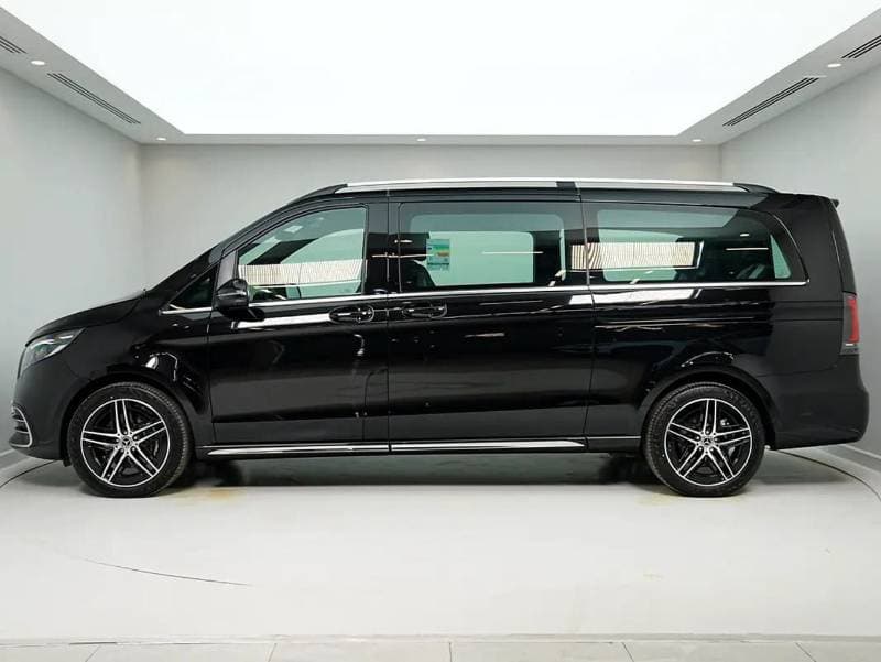 2026 Mercedes Benz V300 AVANTGARDE thumbnail 3