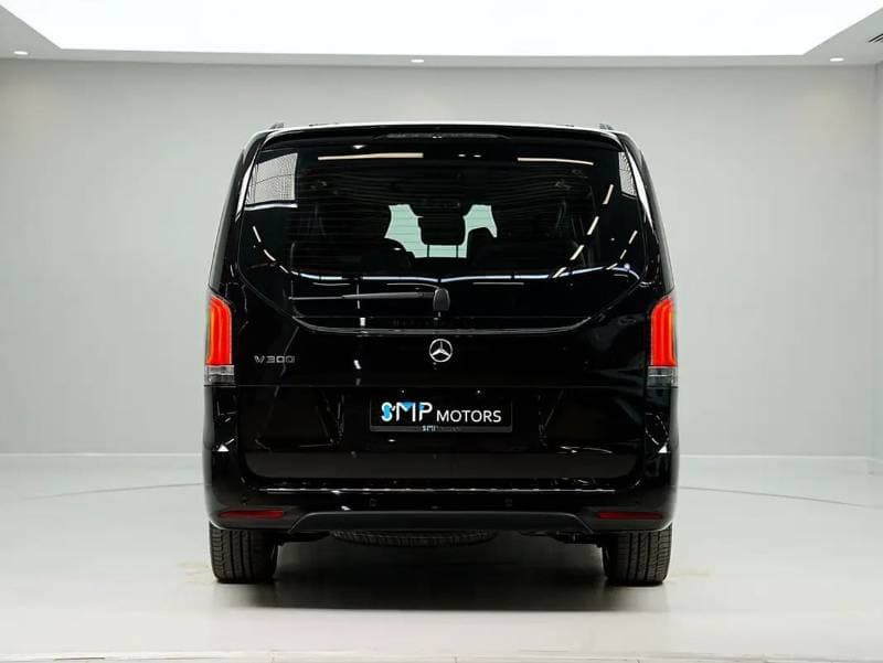 2026 Mercedes Benz V300 AVANTGARDE thumbnail 7
