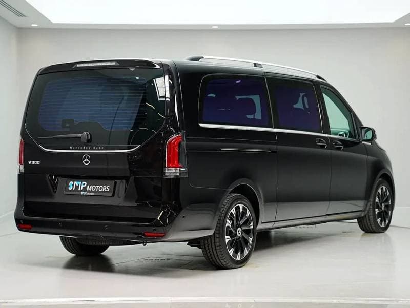 2026 Mercedes Benz V300 AVANTGARDE thumbnail 3