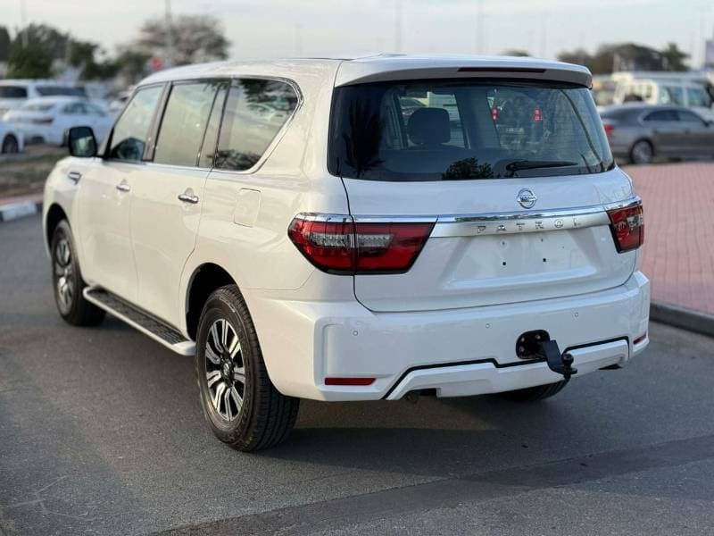 2020 Nissan Patrol SE T2 thumbnail 4