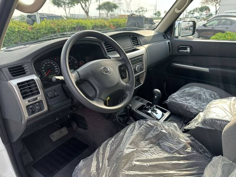 2023 Nissan Patrol SAFARI thumbnail 5