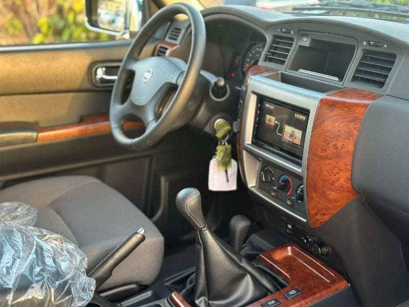 2024 Nissan Patrol SUPER SAFARI HT thumbnail 7