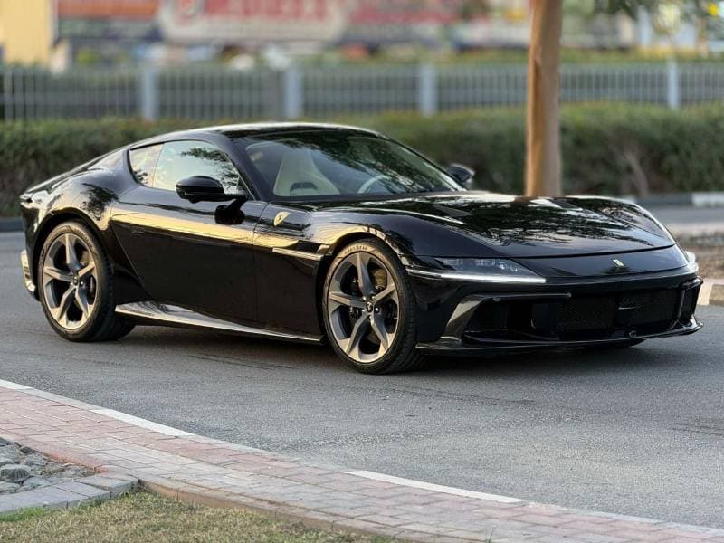 2026 Ferrari 12Cilindri STANDARD