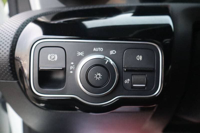 2023 Mercedes Benz CLA250 PREMIUM thumbnail 7
