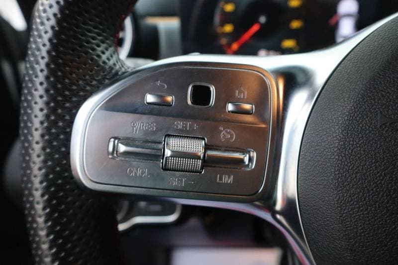 2023 Mercedes Benz CLA250 PREMIUM thumbnail 5