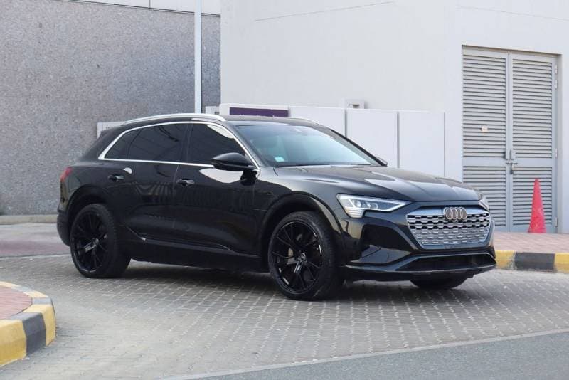 2024 Audi Q8 e tron 50 S LINE thumbnail 3