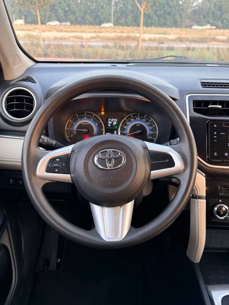 2023 Toyota Rush EX thumbnail 5