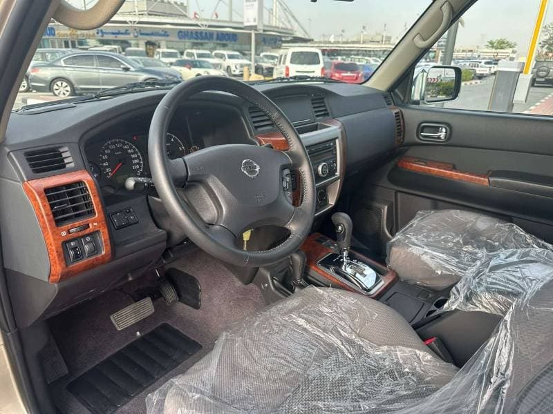 2023 Nissan Patrol SAFARI thumbnail 6