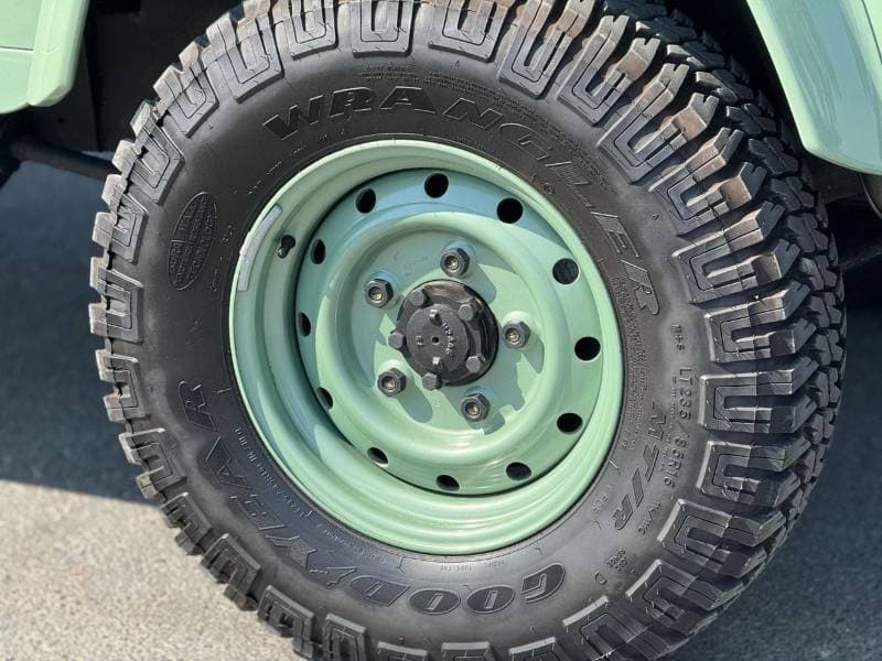 2016 Land Rover Defender 110 thumbnail 8