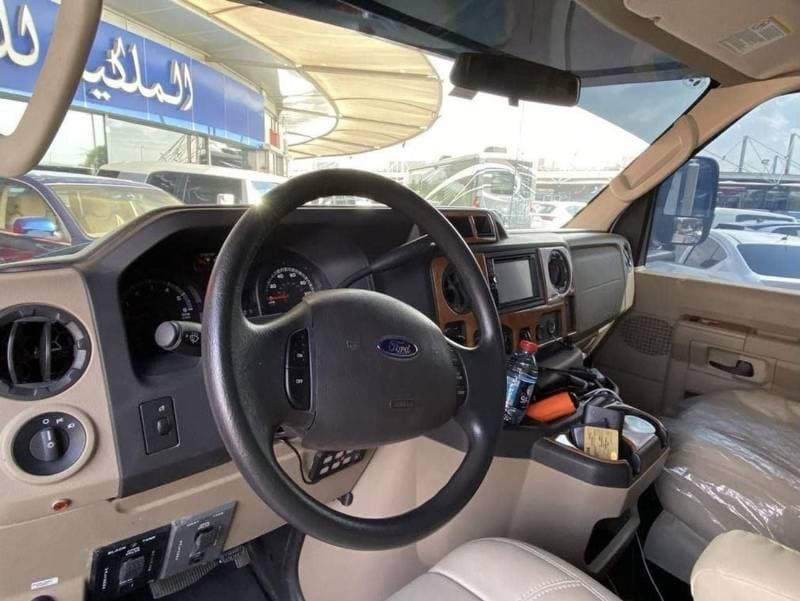 2016 Ford E 450 thumbnail 5