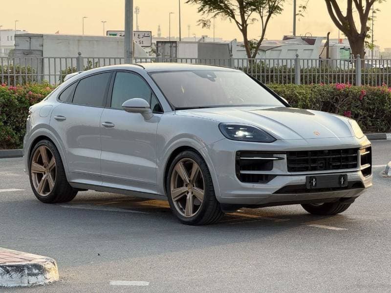 2023 Porsche Cayenne STANDARD