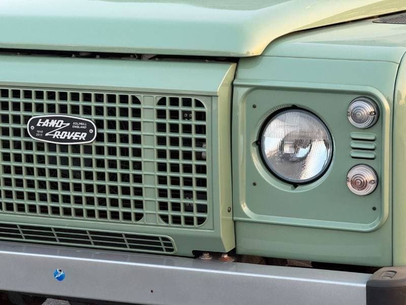 2016 Land Rover Defender 90 HERITAGE thumbnail 4