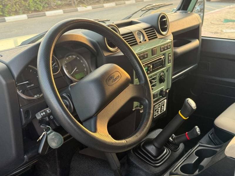 2016 Land Rover Defender 90 HERITAGE thumbnail 5