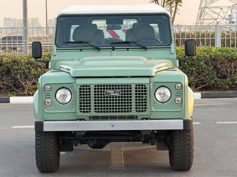 2016 Land Rover Defender 90 HERITAGE thumbnail 2