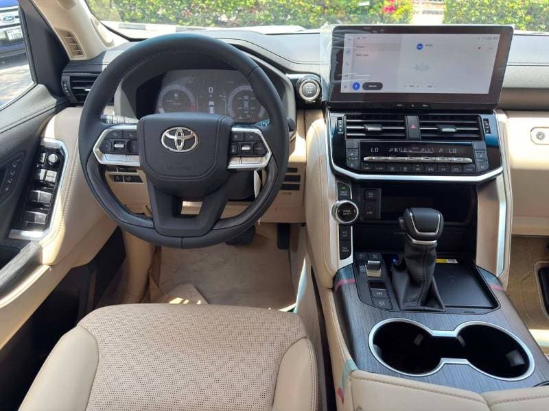 2026 Toyota Land Cruiser VXR thumbnail 8