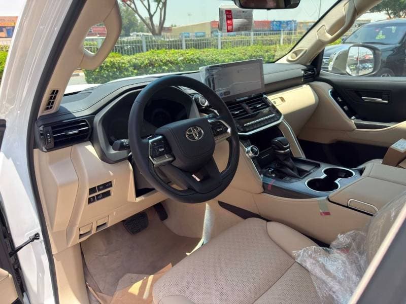 2026 Toyota Land Cruiser VXR thumbnail 6