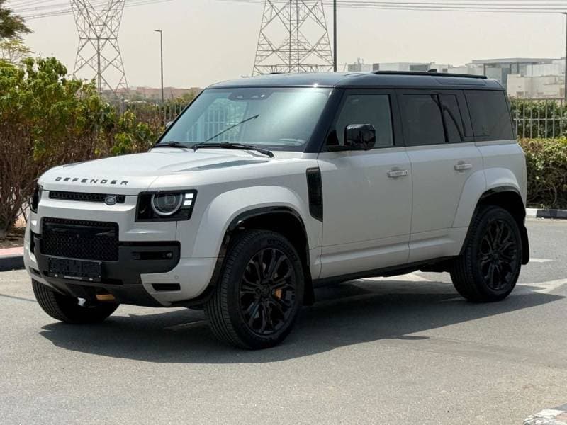 2026 Land Rover Defender thumbnail 3