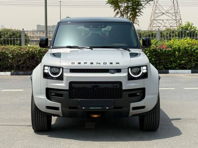 2026 Land Rover Defender thumbnail 2