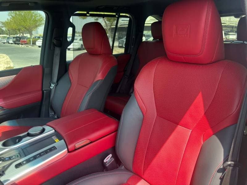 2025 Lexus LX700h F SPORT thumbnail 5