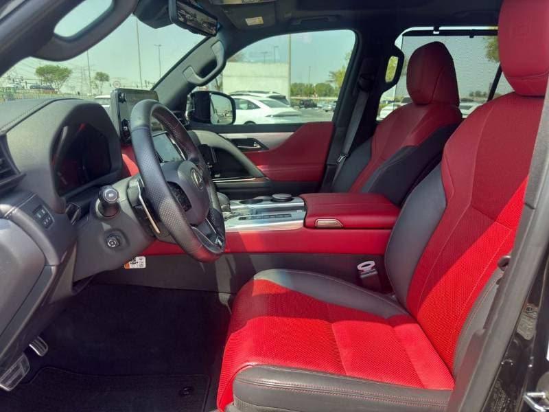 2025 Lexus LX700h F SPORT thumbnail 4