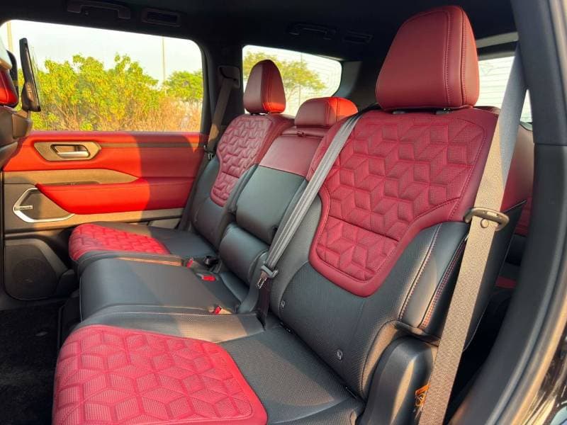 2026 Nissan Patrol LE PLATINUM CITY thumbnail 8