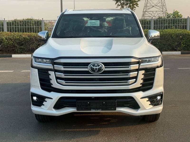 2026 Toyota Land Cruiser VXR thumbnail 2