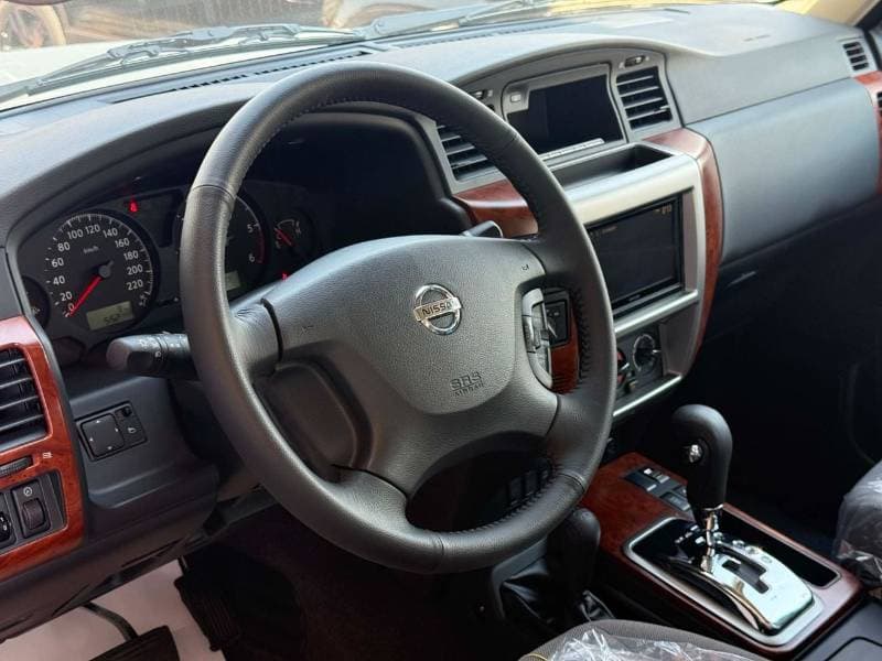2024 Nissan Patrol SAFARI SW thumbnail 4