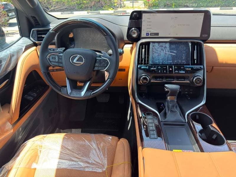 2026 Lexus LX600 SIGNATURE thumbnail 4