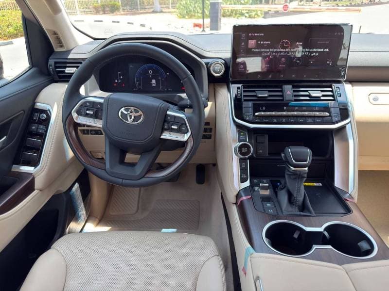 2026 Toyota Land Cruiser GXR thumbnail 6