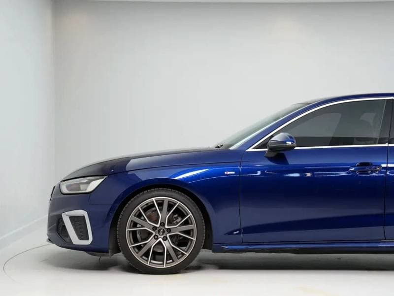 2022 Audi A4 40 TFSI S LINE thumbnail 4