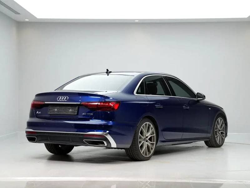 2022 Audi A4 40 TFSI S LINE thumbnail 6