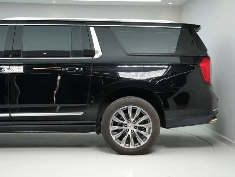 2021 GMC Yukon XL thumbnail 5