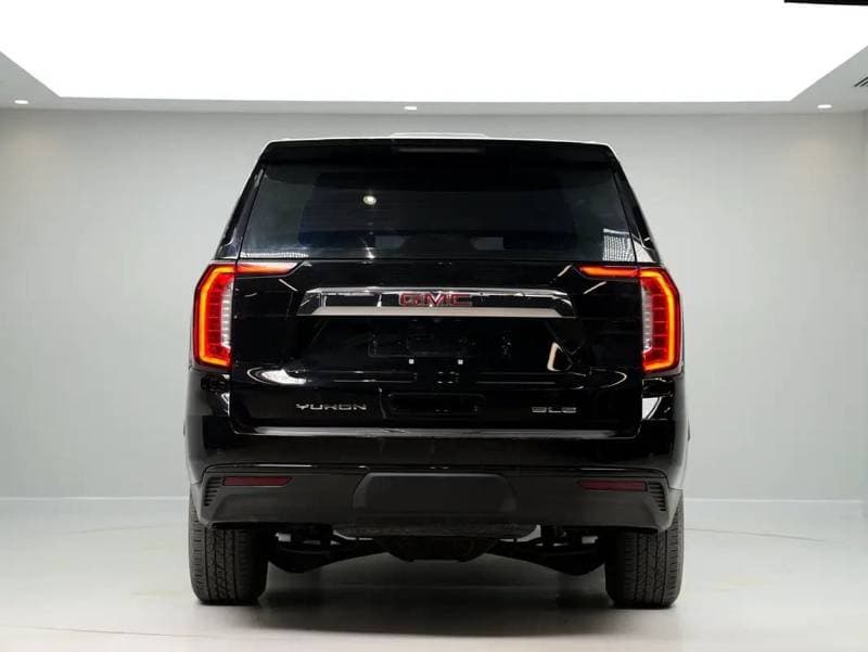 2021 GMC Yukon SLE thumbnail 6