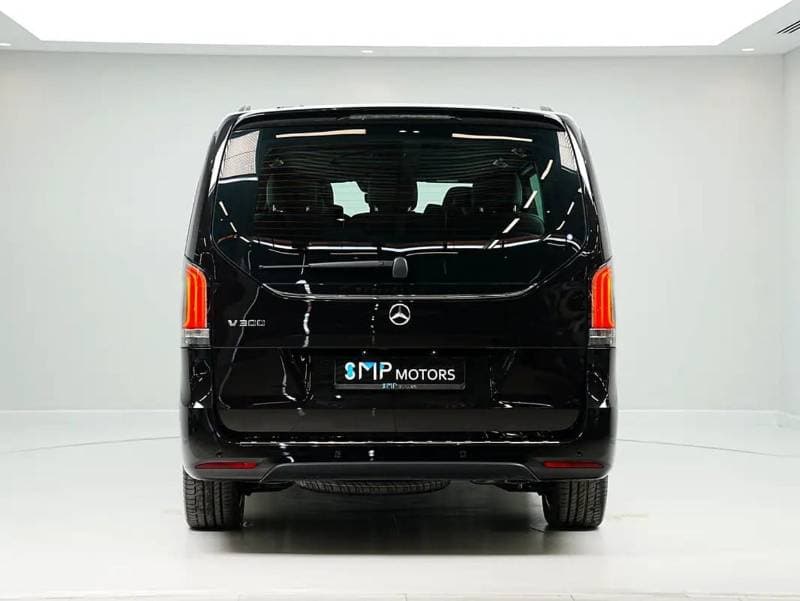 2026 Mercedes Benz V300 AVANTGARDE thumbnail 7
