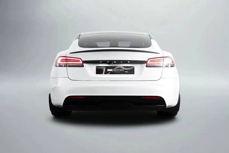 2023 Tesla Model S PLAID thumbnail 4