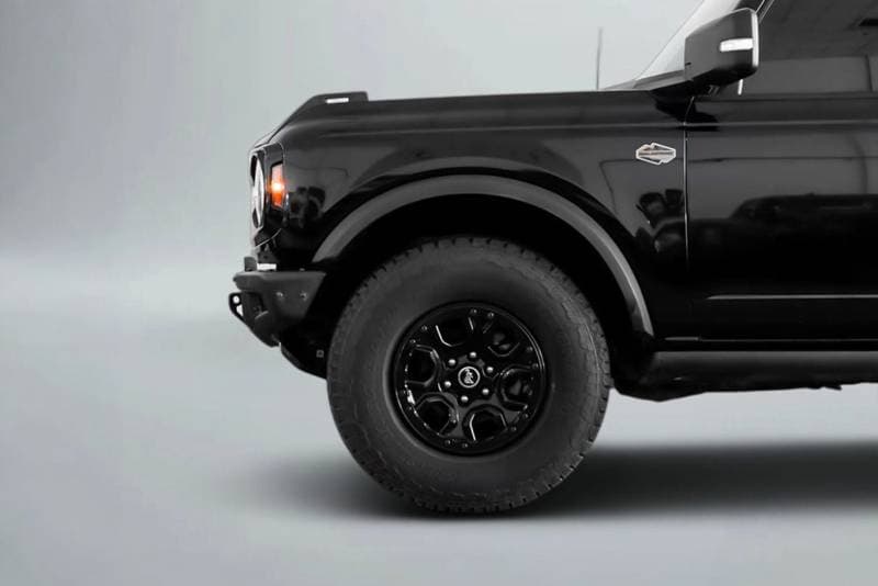 2023 Ford Bronco WILDTRAK thumbnail 6