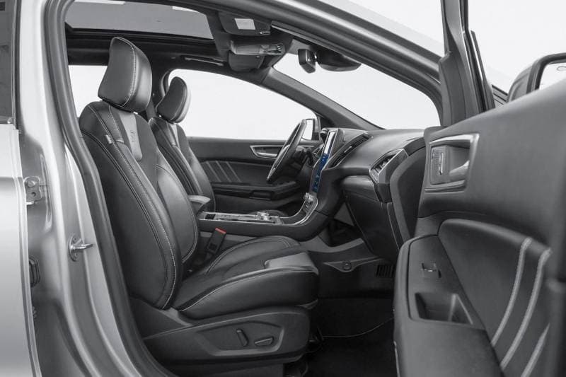 2023 Ford Edge ST thumbnail 7
