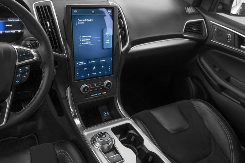 2023 Ford Edge ST thumbnail 8