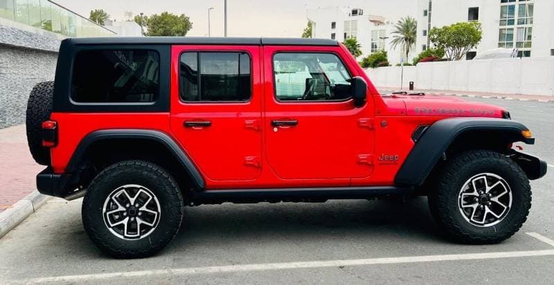 2025 Jeep Wrangler Unlimited RUBICON X thumbnail 3