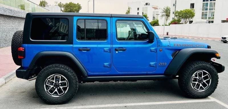 2025 Jeep Wrangler Unlimited RUBICON X thumbnail 2