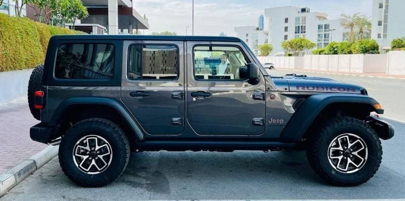 2025 Jeep Wrangler Unlimited RUBICON X thumbnail 4