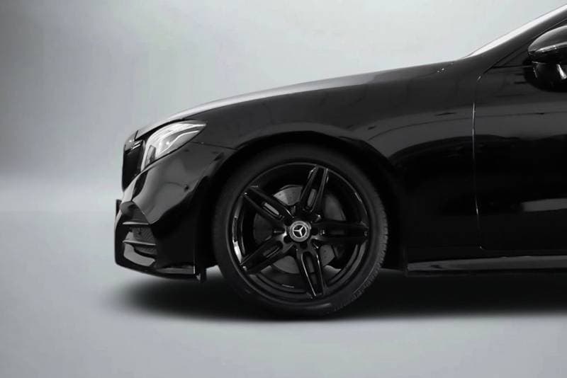 2020 Mercedes Benz E200 AMG thumbnail 6