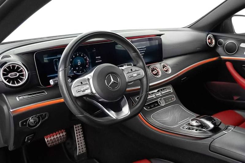 2020 Mercedes Benz E200 AMG thumbnail 7