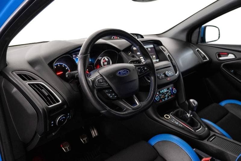 2016 Ford Focus RS thumbnail 7