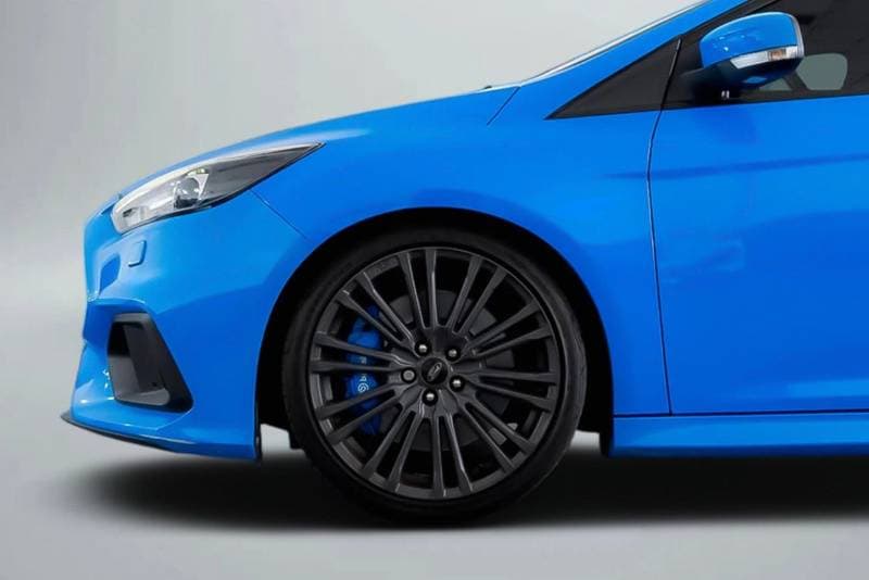 2016 Ford Focus RS thumbnail 6