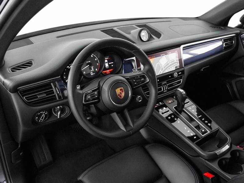 2026 Porsche Macan S thumbnail 7